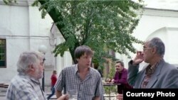 Кадр из фильма «Райские птицы»