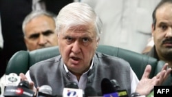 افتاب احمد خان شيرپاو