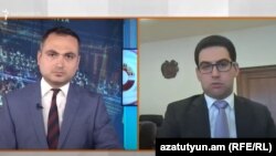 Министр юстиции Рустам Бадасян (справа), 15 мая 2020 г.