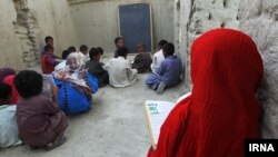 دانش آموزان در یکی از روستاهای سیستان و بلوچستان