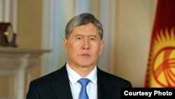 Алмазбек Атамбаєв 