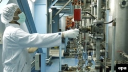 دولت هلند می خواهد از انتقال فن آوری هسته ای به ایران جلوگیری کند. (عکس:EPA)