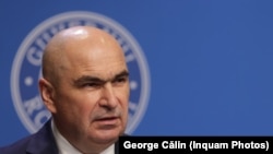 Premierul Ilie Bolojan anunța că va analiza „sinecurile” de stat și dădea ca exemplu comitetul interministerial de la Eximbank. În 2007, și Bolojan a făcut partea din el.