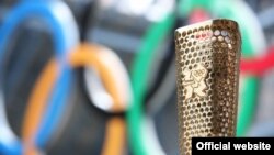 Дизайн смолоскипу Олімпійських Ігор 2012 