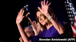 Конгресстеги демократтардын лидери Нэнси Пелоси.