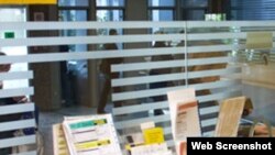 Šalter u pošti u Sarajevu - ilustracija