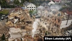 Росія атакувала столицю: загинула дитина. Руйнування у Києві та передмісті (фотосвідчення)