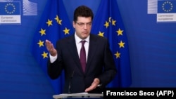 Янез Ленарчич