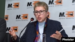 Лариса Мінасян