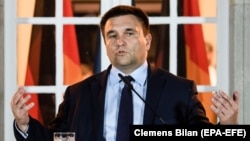 Міністр закордонних справ України Павло Клімкін заявляє, що в Росії щодня відбуваються нові затримання і тривають тортури