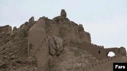 ارگ باستانی بم که روزگاری از آن به عنوان بزرگ‌ترین سازه خشتی جهان یاد می‌شد، دی‌ماه ۱۳۸۲ در اثر وقوع زلزله ویران شد