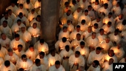 Иса машаяк чиркөөсүнүн сыйынуучулары