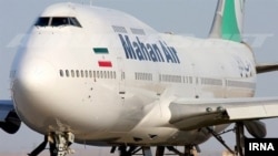 شرکت ماهان ایر در سال ۲۰۱۱ به اتهام ارائه خدمات به نیروی قدس سپاه در فهرست تحریمی آمریکا قرار گرفت.