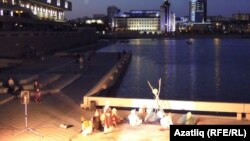 Выступление бишкекских артистов под открытым небом в Казани