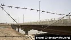 Мост на границе Таджикистана с Афганистаном