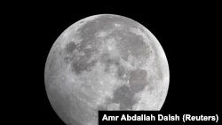 Толгон Ай, 19.10.2013.