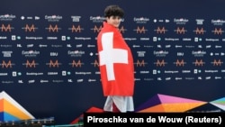 Dobogósnak tippelik Svájcot is.