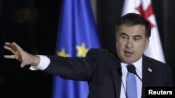 Решение президента подвергли критике Народный защитник и депутаты от правящего большинства