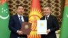 Кыргызстандын президенти Садыр Жапаров менен Түркмөнстандын президенти Гурбангулы Бердымухамедов.