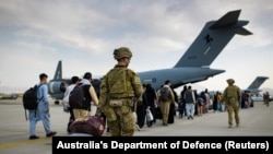 Aeroporti i Kabulit. Gusht, 2021.