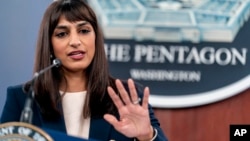 Таким чином вона відповіла на питання про те, чи США нададуть Україні свої танки, як цього очікує Німеччина, аби надати власні танки Leopard