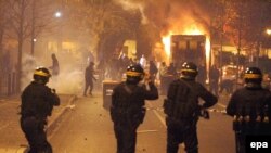 sukobi u predgrađu Pariza, 26. novembar 2007