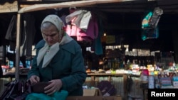 Те пенсионеры, которые не получат завтра пропуск, смогут поехать за пенсией только через два месяца