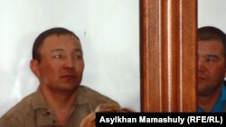 Ержан Мамбетов, осужденный "по делу о событиях на станции Шетпе" на пять лет. Актау, апрель 2012 года. 