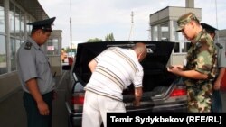 Кыргызско-казахстанская граница. Иллюстративное фото.