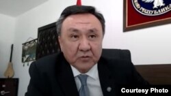 Кубанычбек Өмүралиев.