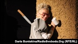 «Психологічний фарс із офісного життя»