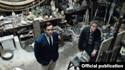 Geoffrey Rush în rolul lui Alberto Giacometti din filmul „Ultimul portret“ regizat de Stanley Tucci.