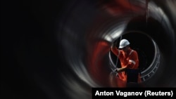 За повідомленням компанії-оператора, 10 червня укладені з боку Росії і Німеччини морські секції газопроводу були з’єднані між собою