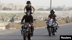 В Тбилиси пока всего семь женщин-байкеров – любительниц этого вида экстремального спорта, но они надеются, что их количество возрастет