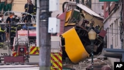 Португалия. Лиссабондогу фуникулер кырсыктан кийин 