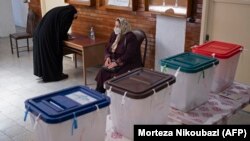 صندوق‌های رأی در انتخابات سال ۱۴۰۰