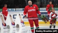 Олександр Лукашенко заявляв про те, нібито IIHF зазнавала тиску через ситуацію навколо Чемпіонату світу в Білорусі