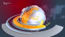 Helmet që rrëzojnë kritikët e Kremlinit