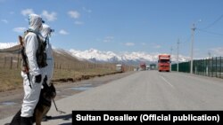 "Торугарт" өткөрмө бекети. 