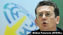 Mislim da se polako uviđa da rješenje za Bosnu i Hercegovinu podrazumijeva jedno šire rješenje za region: Asim Mujkić