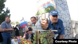 По мнению Алана Парастаева, если причина неудач доморощенных предпринимателей – это пробелы в теории, то приезжим грозит незнание местной специфики