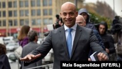 К концу дня, завершая визит, Джеймс Аппатурай дипломатично сообщил, что оставляет Грузию довольным