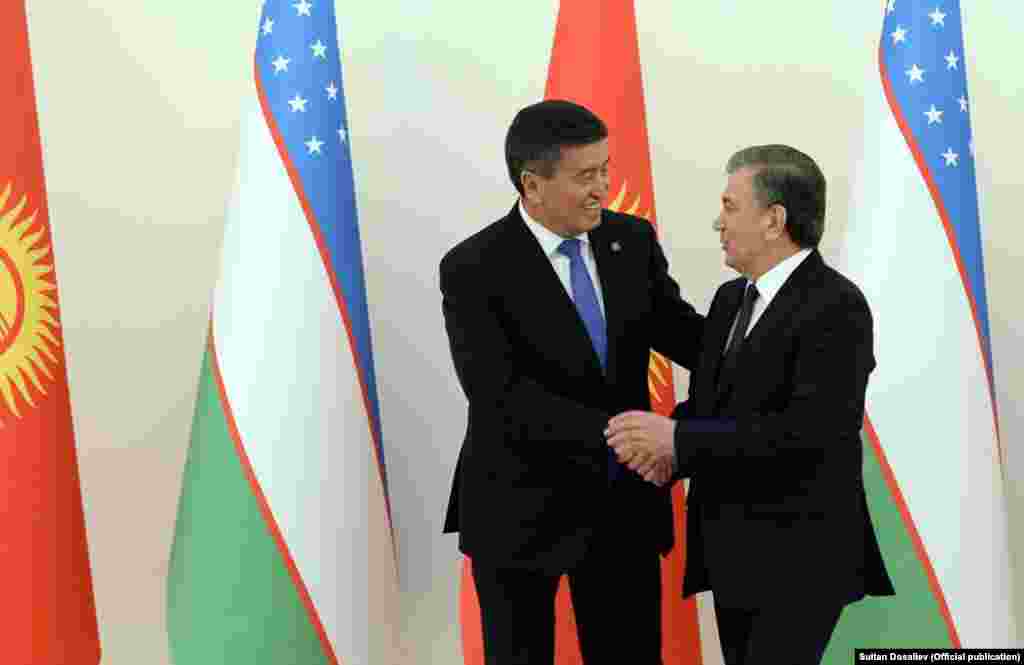 &nbsp;Мамлекет башчылары жолугушуунун жыйынтыгы боюнча биргелешкен билдирүү жасашат.