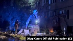 Последтвия попадания дрона в многоэтажный дом в Одессе, 3 июля