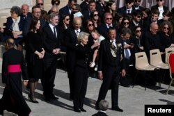 Președintele Comisiei Europene, Ursula von der Leyen, la Vatican, 26 aprilie 2025.