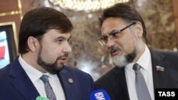 Денис Пушилін (Л) та Владислав Дейнего