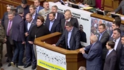 Дві фракції закликають розслідувати заяви Онищенка