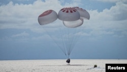 Вдала посадка закріпила успіх місії, одна з цілей якої – привернути більше космічних туристів