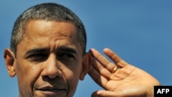 Američki predsednik Barack Obama na aerodromu Fletcher, Severna karolina, 17. oktobar 2011.