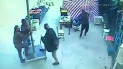 На 4 метри сильний вітер підняв чоловіка у повітря – відео